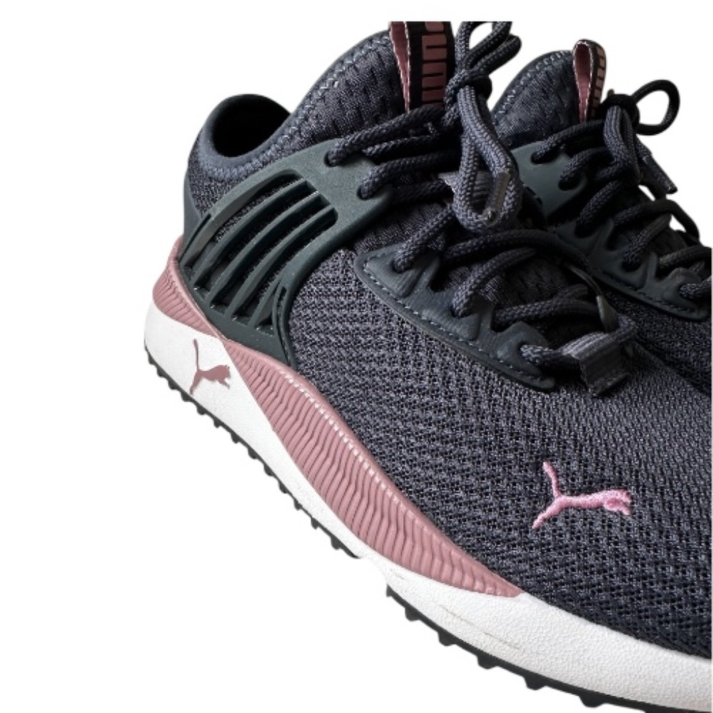 PUMA Women’s Pacer Future Sneakers | Size 7 - Picture 3 of 8